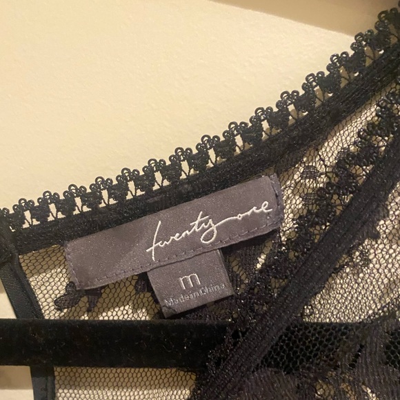 Black Floral Lace Mini Dress with Slip - Picture 4 of 5